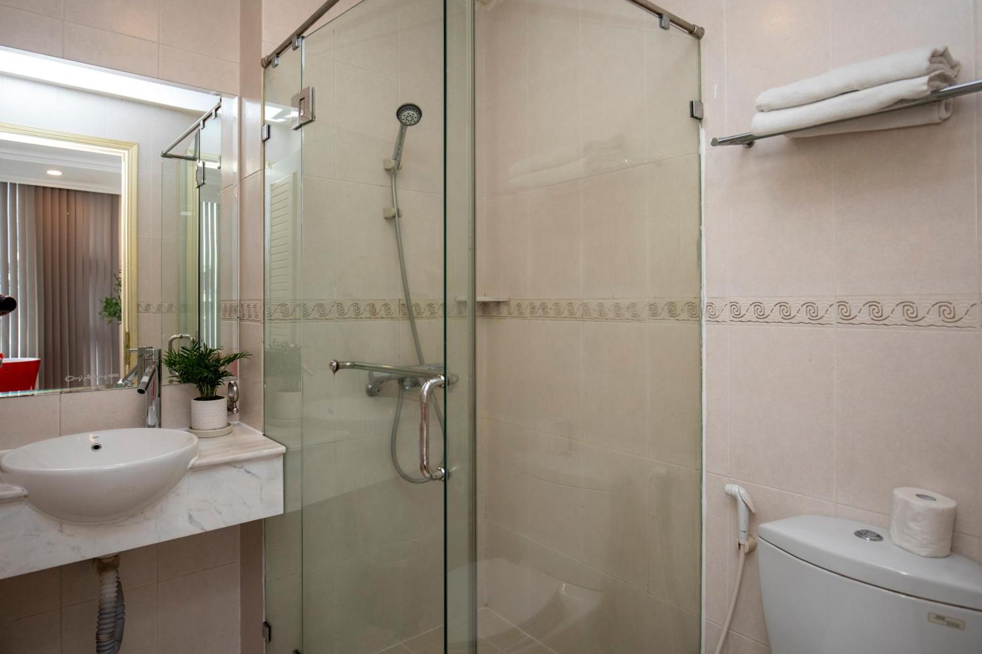 Quy Hung Hotel Central Ho Şi Min Dış mekan fotoğraf